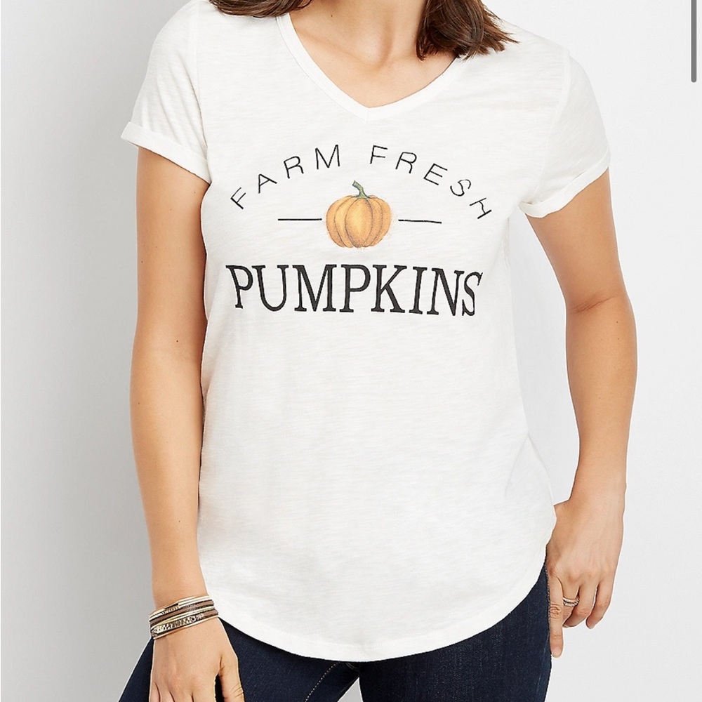 Maurice’s Pumpkin Graphic Tee Size M